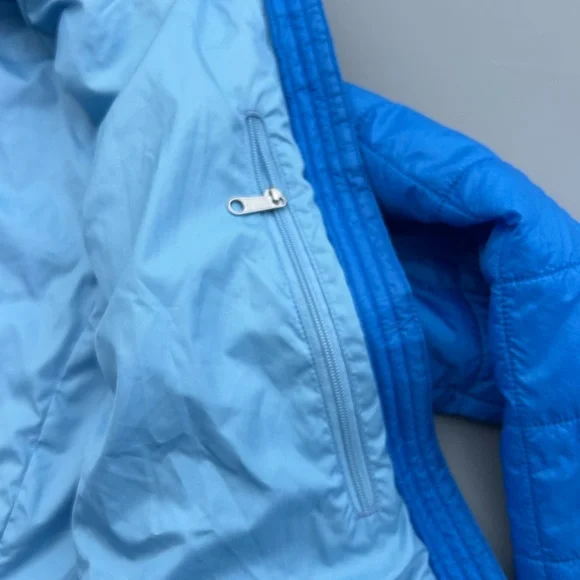 Marmot Women's Vibrant Blue Quilted Puffer Jacket - Picture 12 of 15